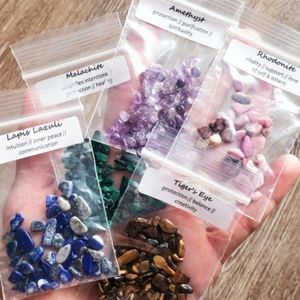 Crystal Chips - Kit of 40 Gemstone Types - 1/4 oz Bags of Mini Tumbled Stones